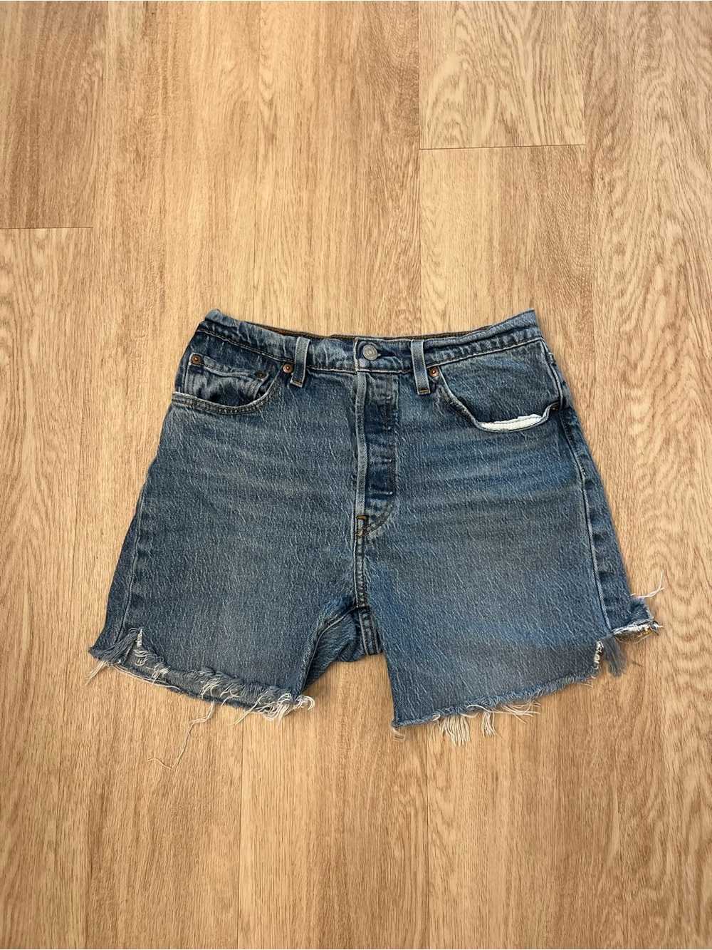 levi’s jean shorts